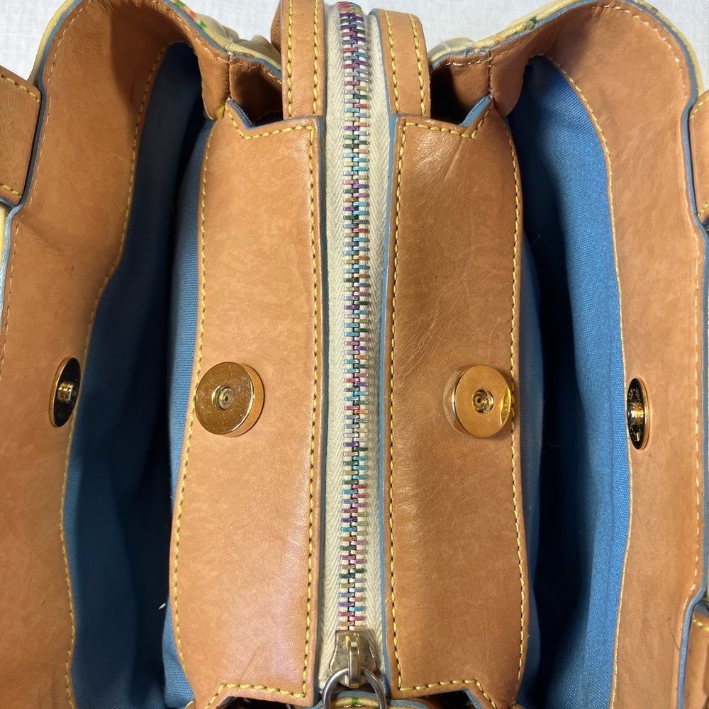 Dooney & Bourke Cream Satchel with Gold Hardware - Picture 10 of 11